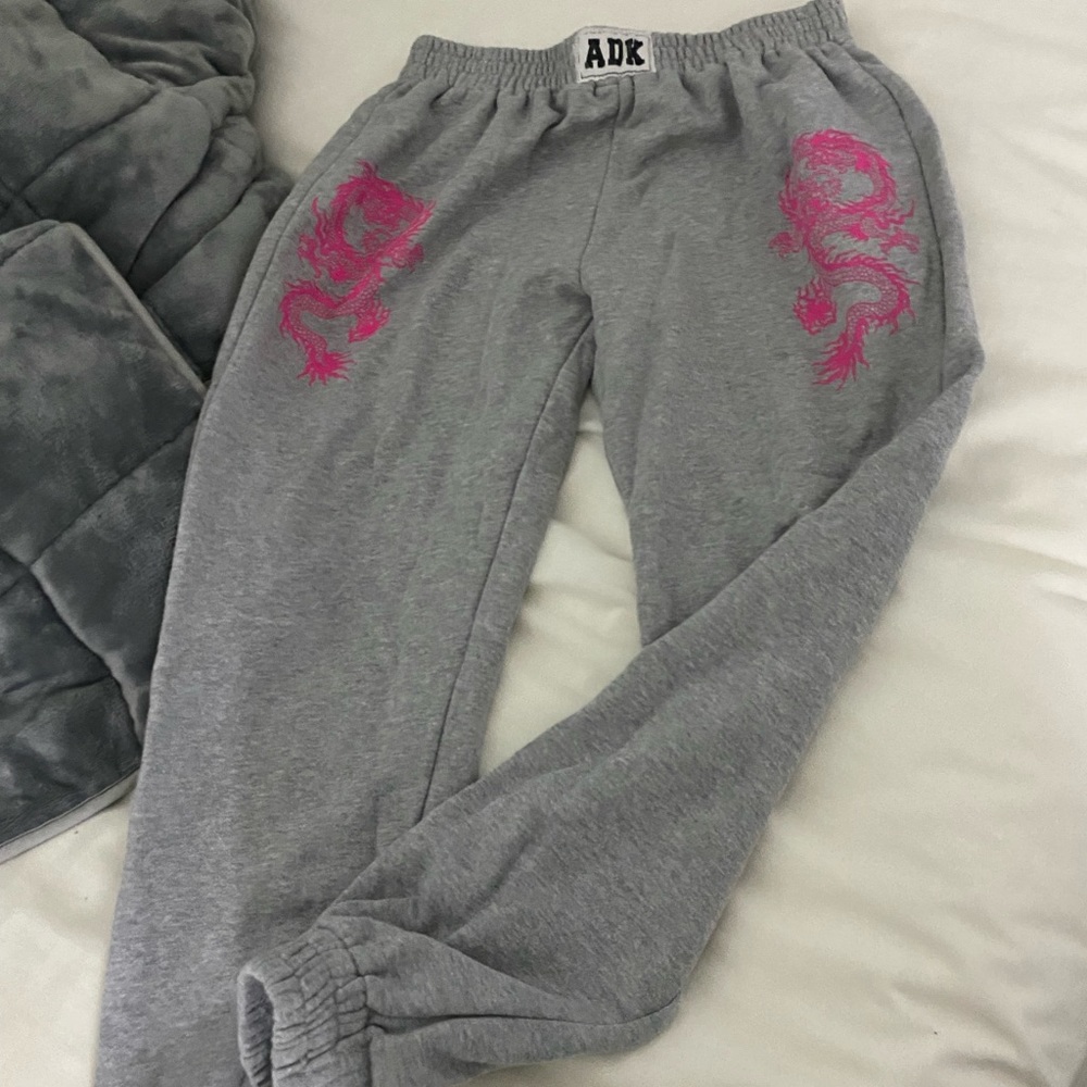 Adika sweatpants